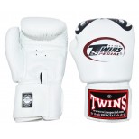 Тайская экипировка, боксерские перчатки Twins Special с рисунком (FBGV-25 white)